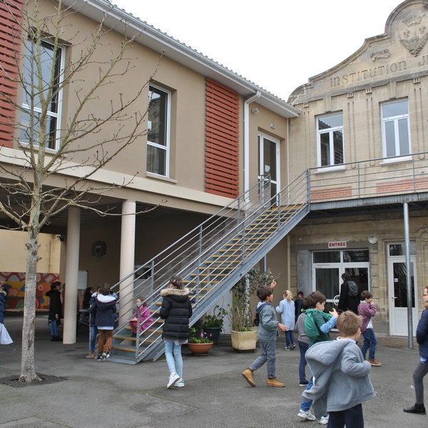 Gallery 16